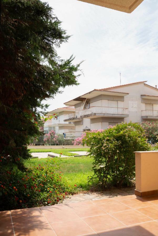 Alexandros Maisonettes Nea Moudania Buitenkant foto