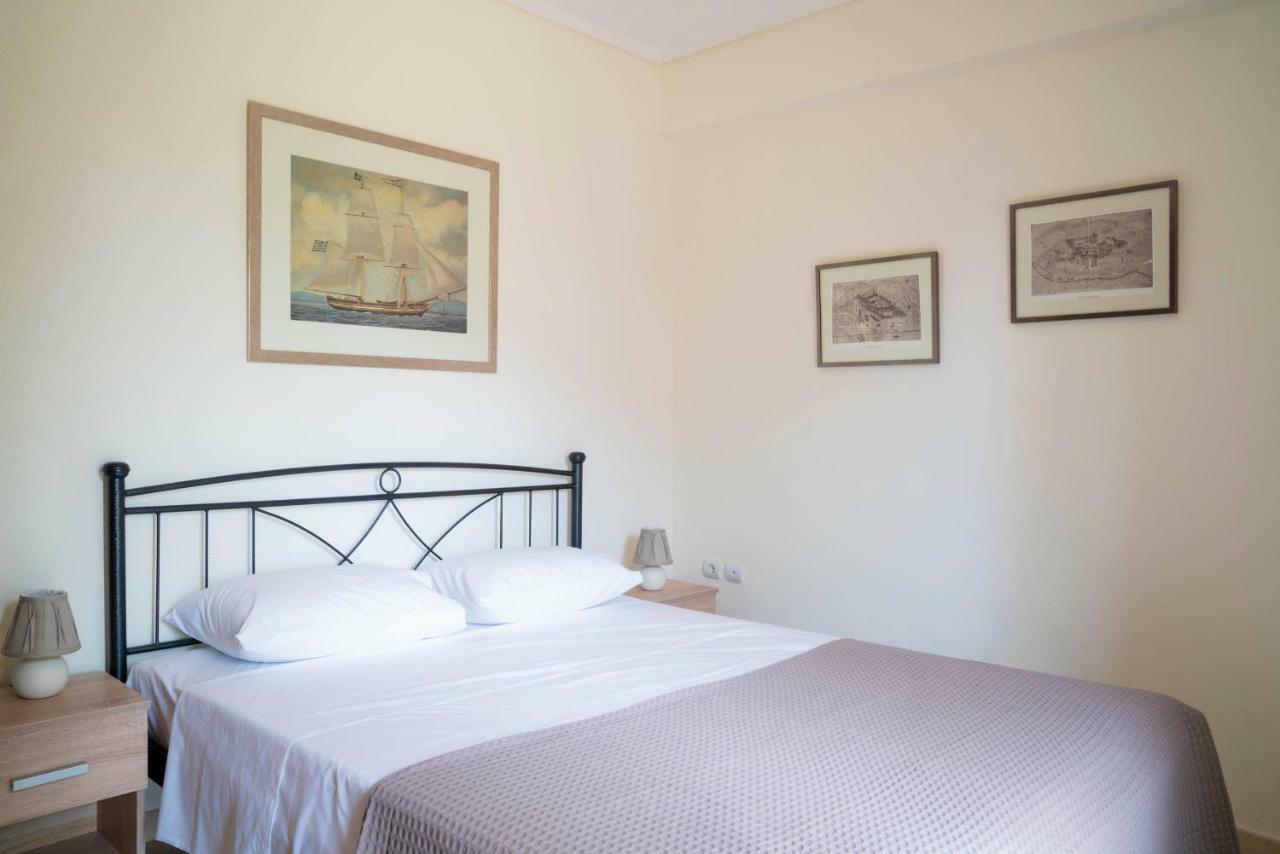Alexandros Maisonettes Nea Moudania Buitenkant foto