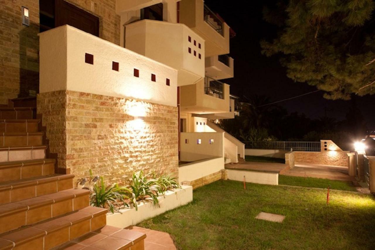 Alexandros Maisonettes Nea Moudania Buitenkant foto
